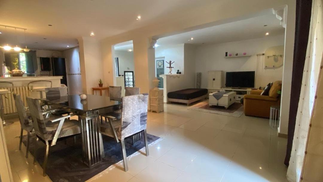 安纳巴Duplex T3 Bien Situe公寓 外观 照片